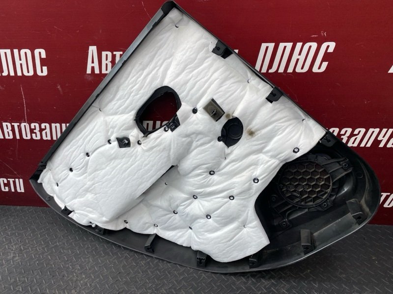 Обшивка боковой двери