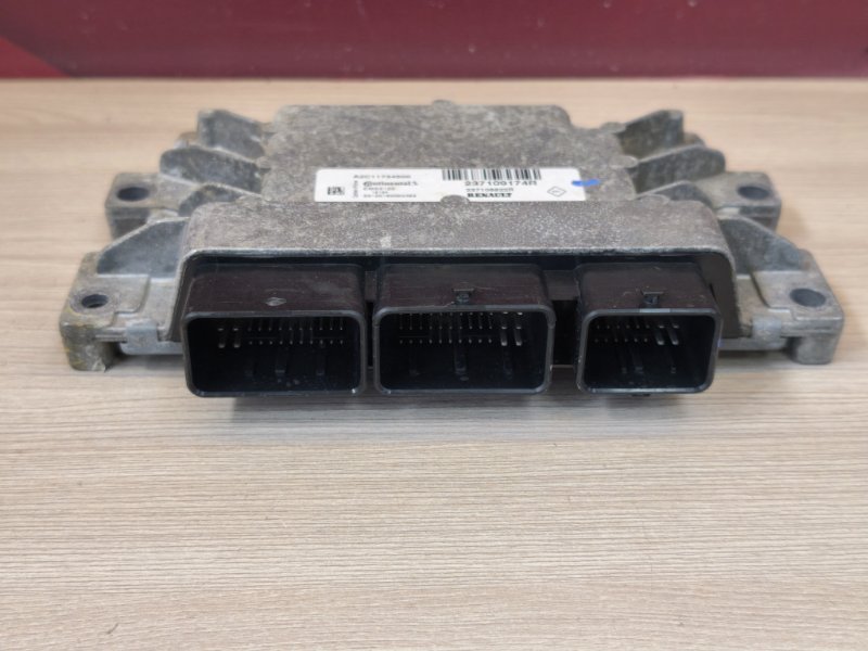 Блок управления двигателем