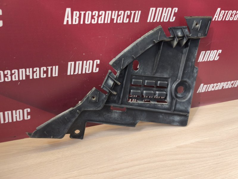 Пыльник бампера