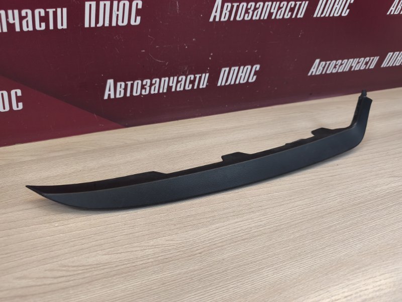 Планка под фару