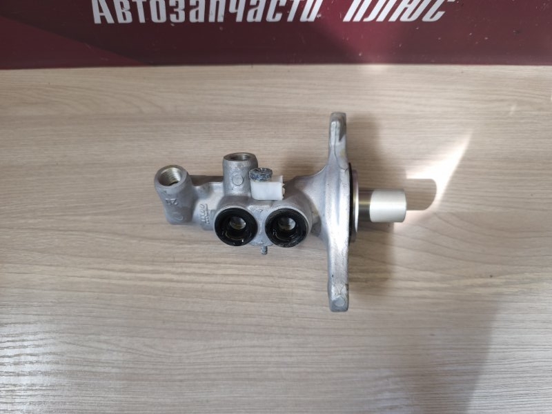 Главный тормозной цилиндр