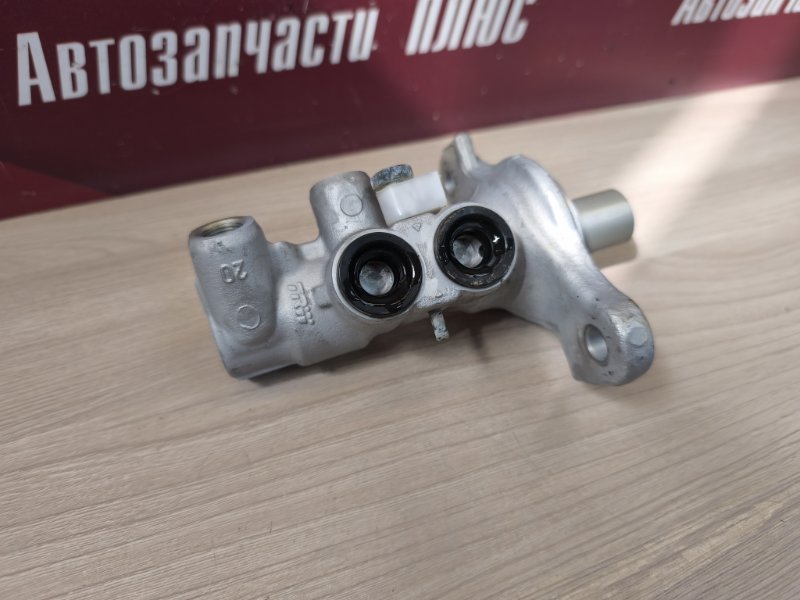 Главный тормозной цилиндр