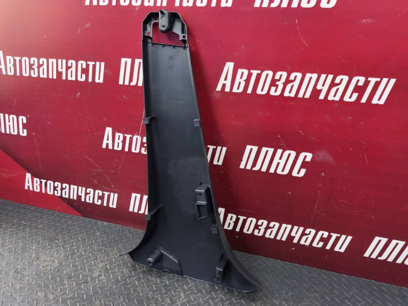 Обшивка средней стойки