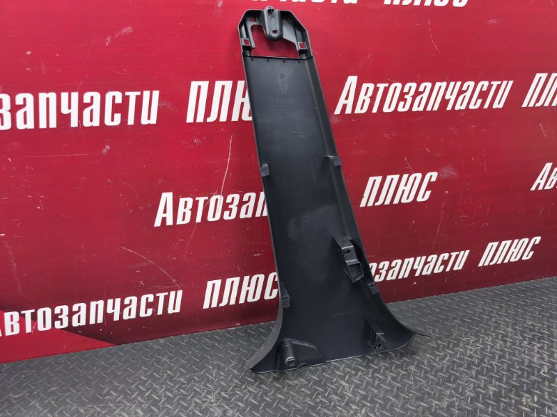 Обшивка средней стойки