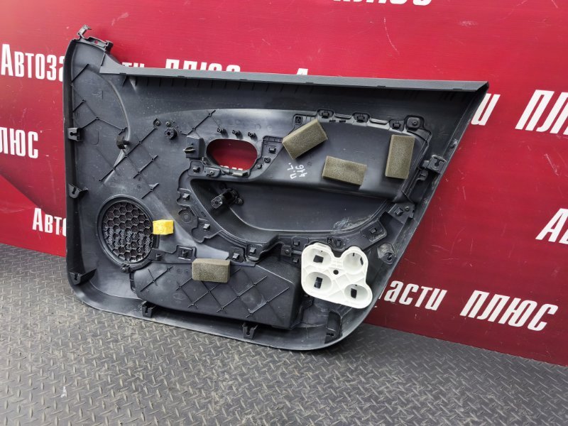 Обшивка боковой двери