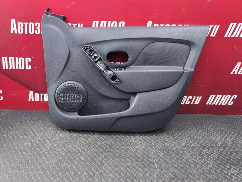 Обшивка боковой двери