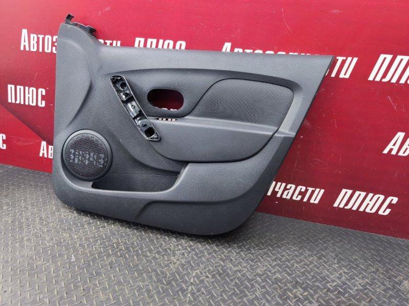 Обшивка боковой двери