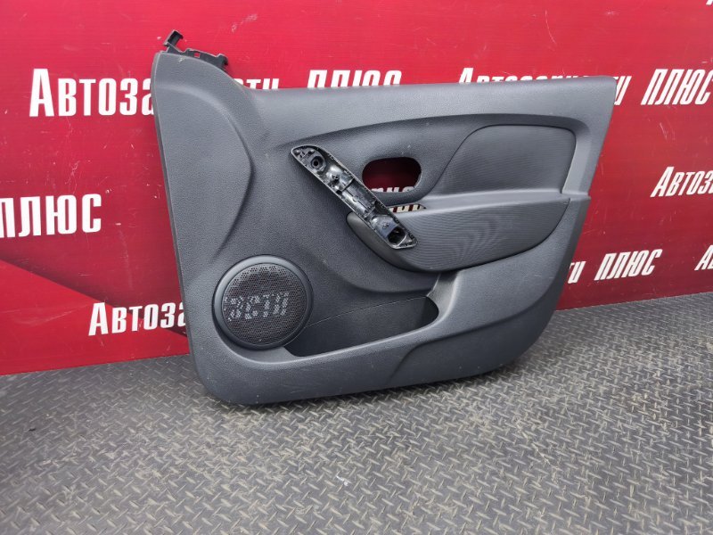 Обшивка боковой двери