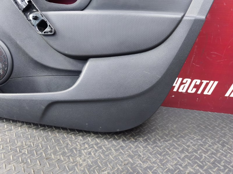 Обшивка боковой двери