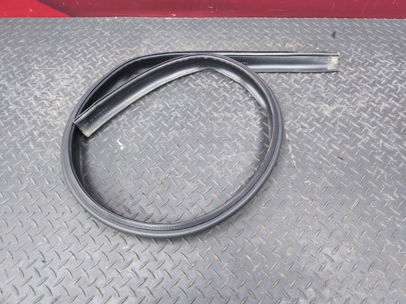 Уплотнительная резинка крыши