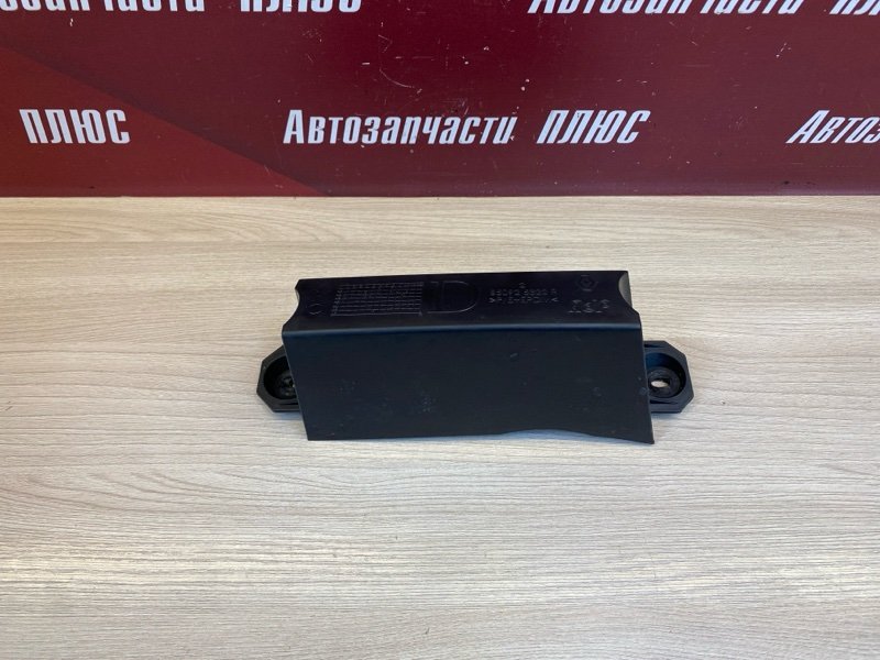 Кронштейн бампера