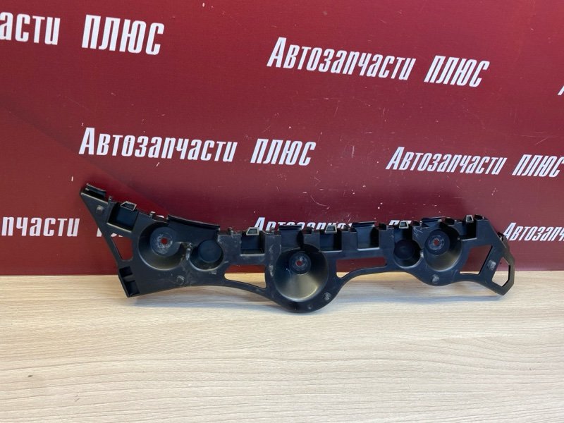 Кронштейн бампера