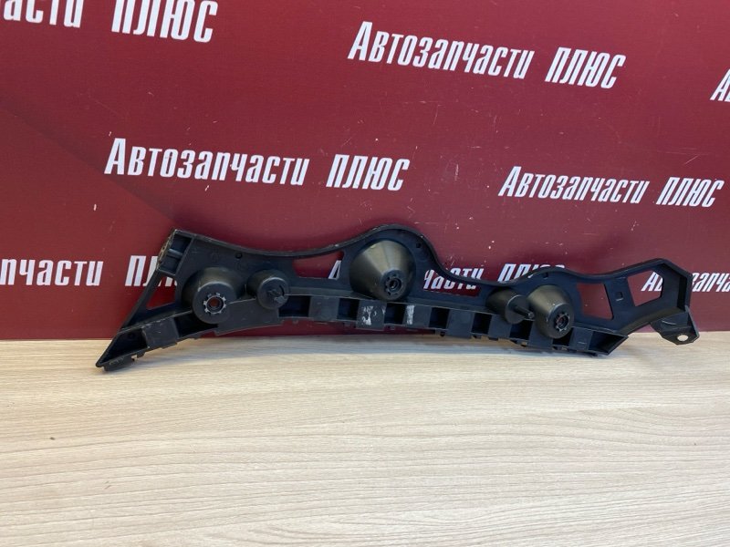 Кронштейн бампера