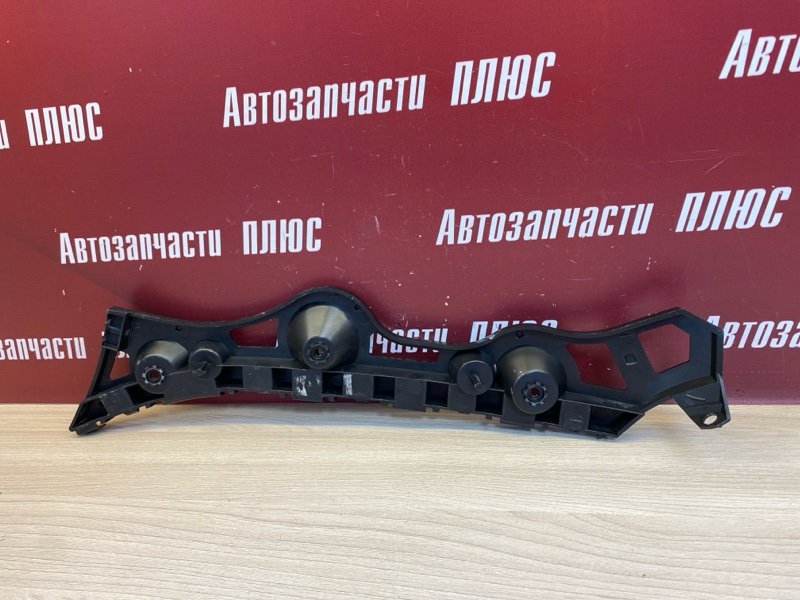 Кронштейн бампера