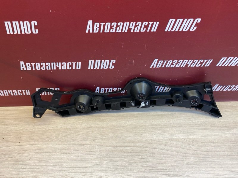 Кронштейн бампера