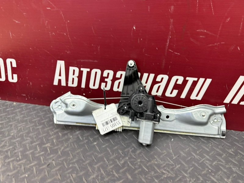 Стеклоподъемник    двери