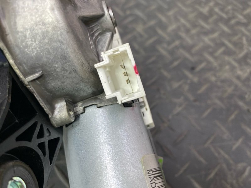 Мотор стеклоочистителя