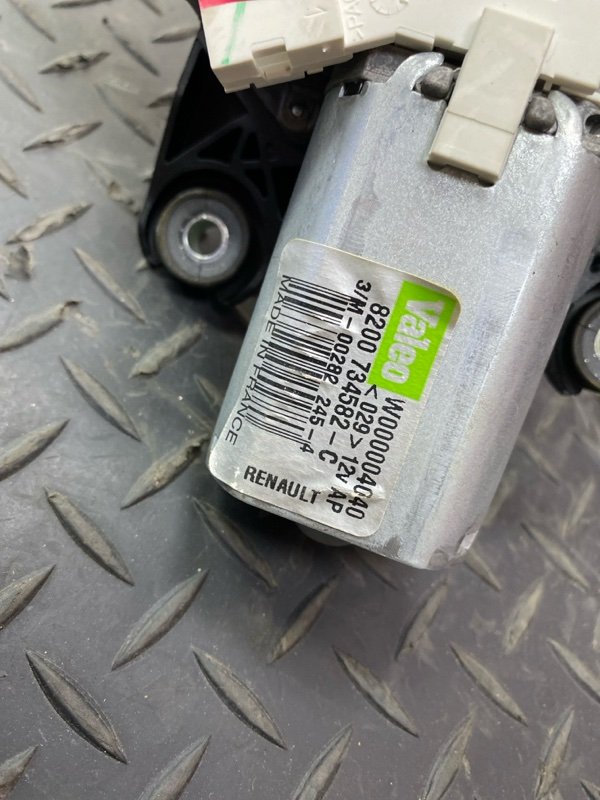 Мотор стеклоочистителя