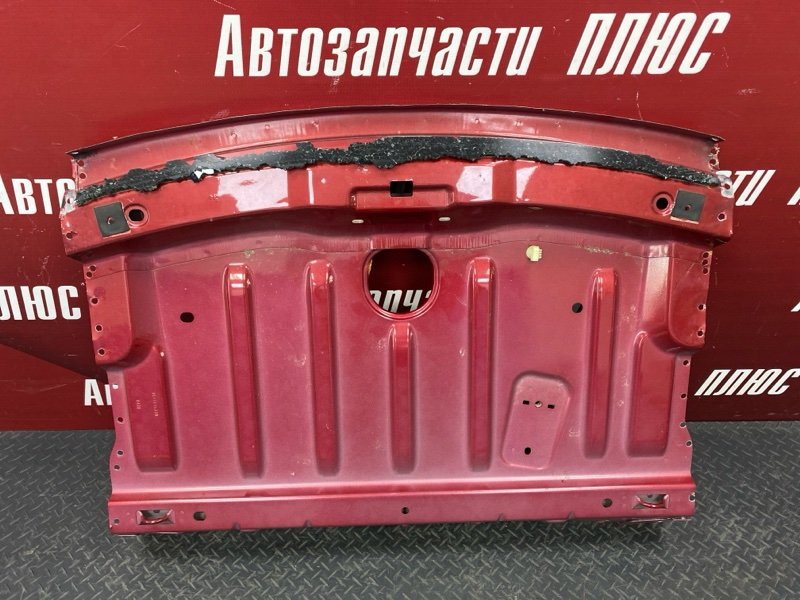 Задняя полка