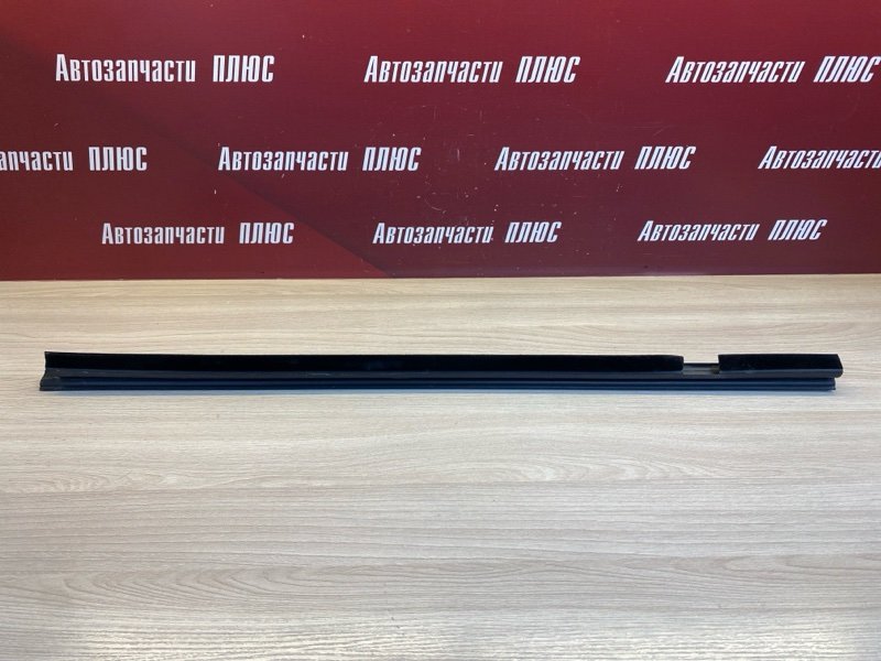 Уплотнитель стекла двери внутренний