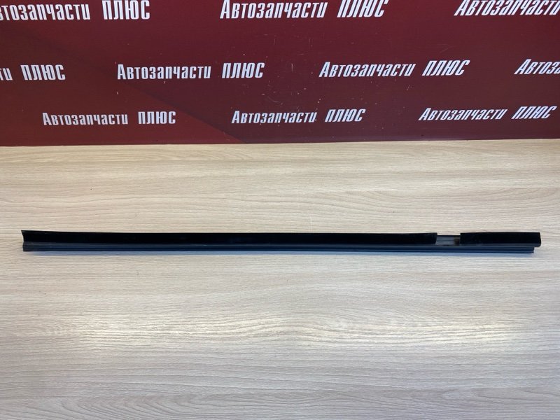 Уплотнитель стекла двери внутренний