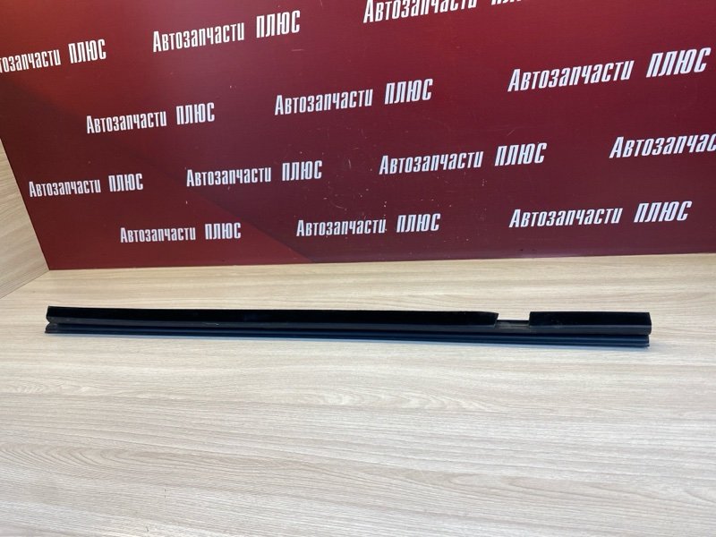 Уплотнитель стекла двери внутренний