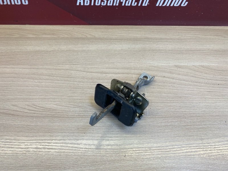 Ограничитель      двери