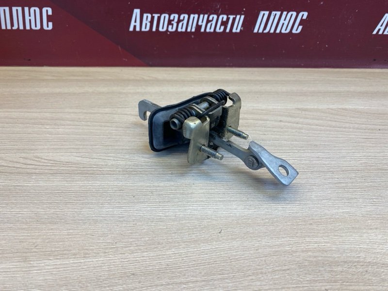 Ограничитель      двери