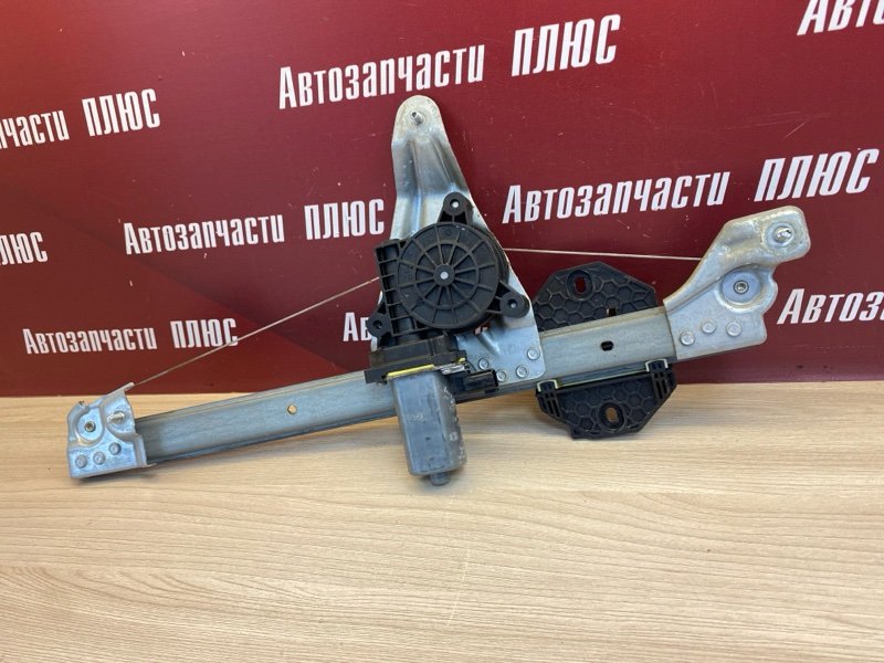 Стеклоподъемник    двери