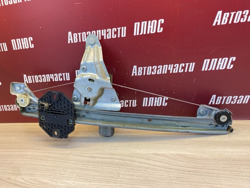 Стеклоподъемник    двери