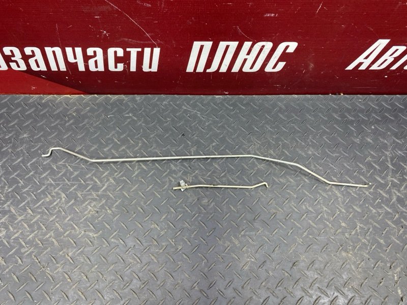 Тяга замка двери