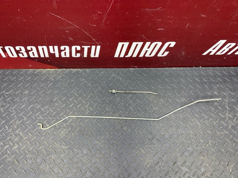 Тяга замка двери