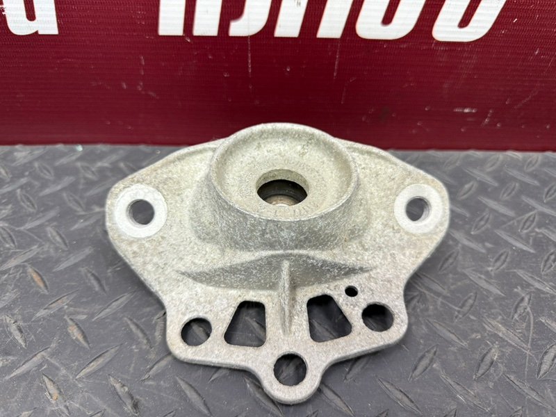 Опора   амортизатора