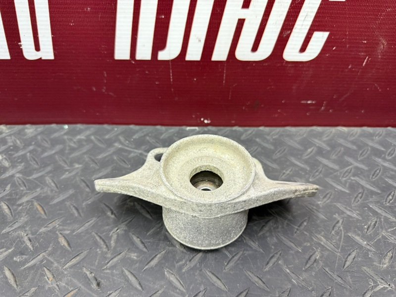 Опора   амортизатора