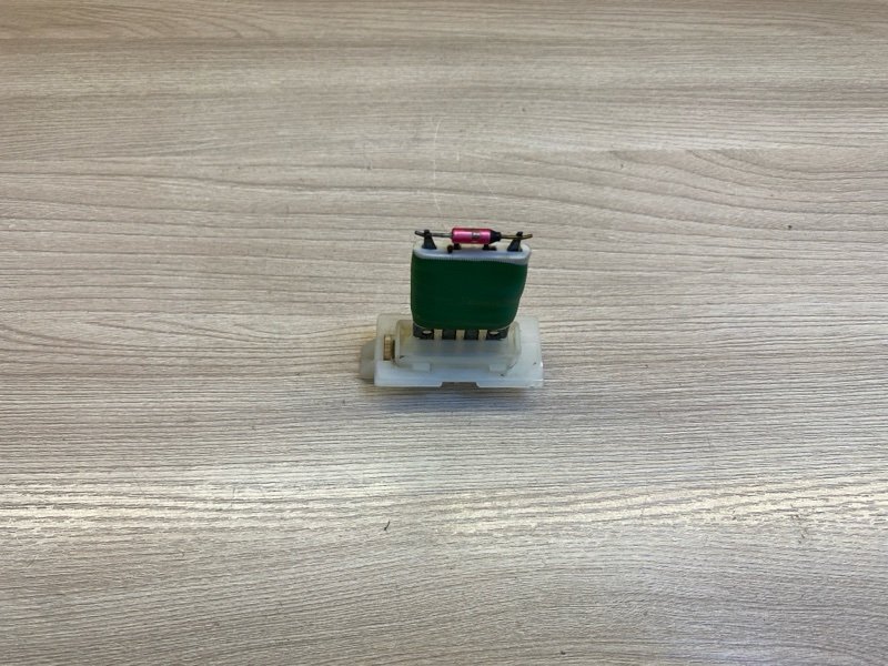 Резистор отопителя