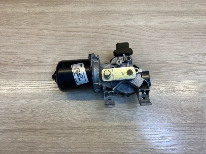 Мотор стеклоочистителя