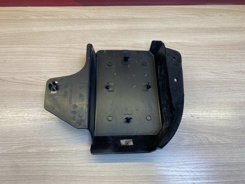 Кронштейн   бампера