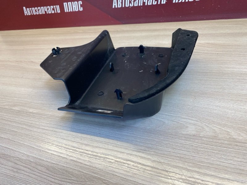 Кронштейн   бампера