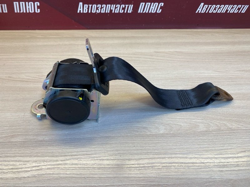 Ремень безопасности