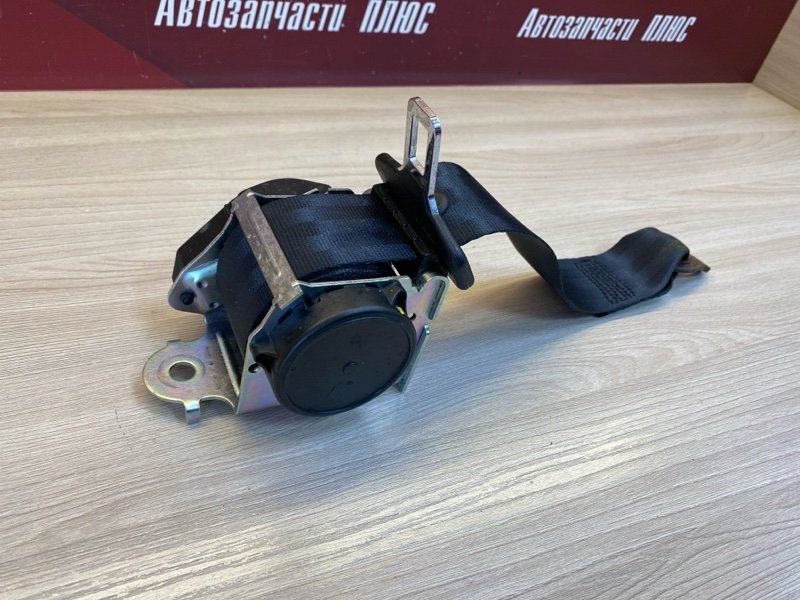 Ремень безопасности