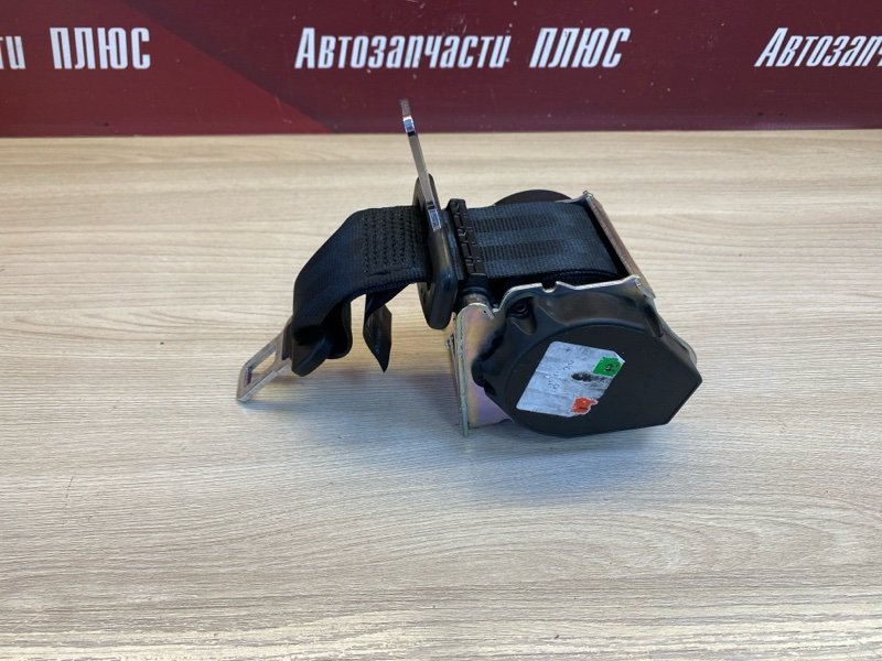 Ремень безопасности