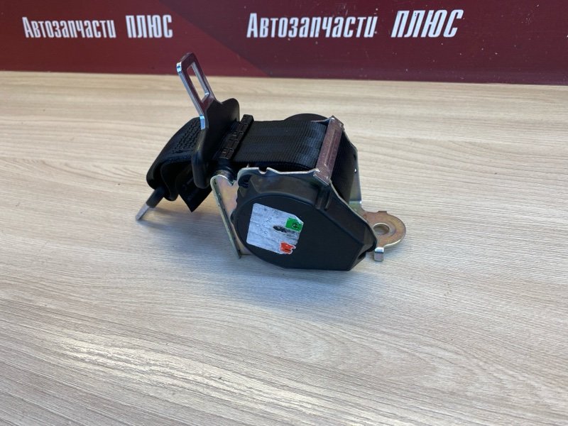 Ремень безопасности