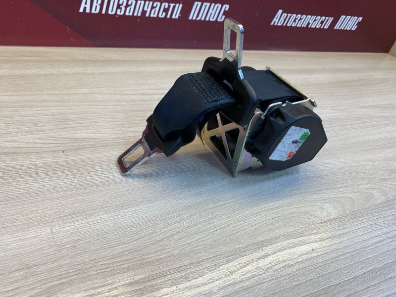 Ремень безопасности