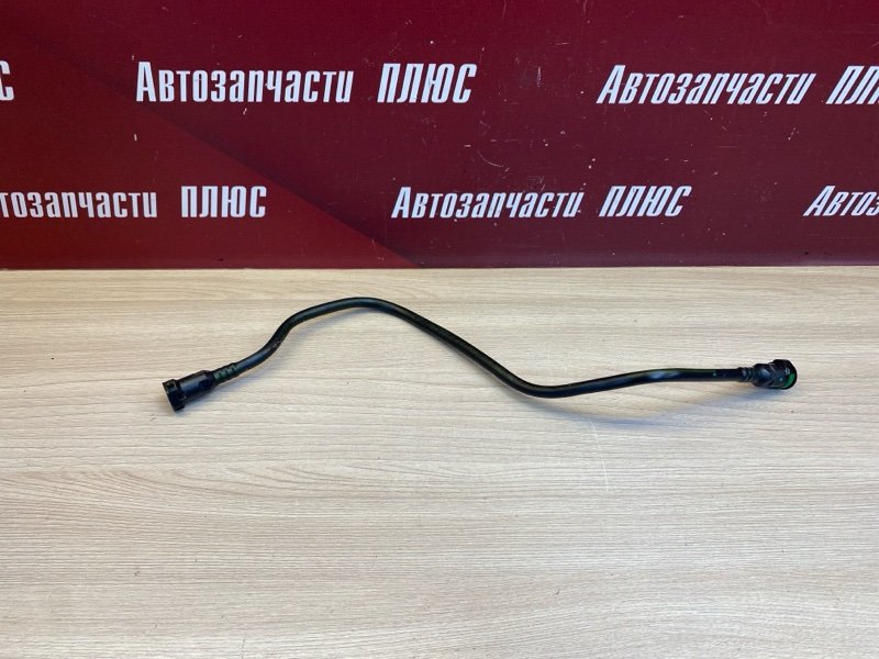 Трубка топливная