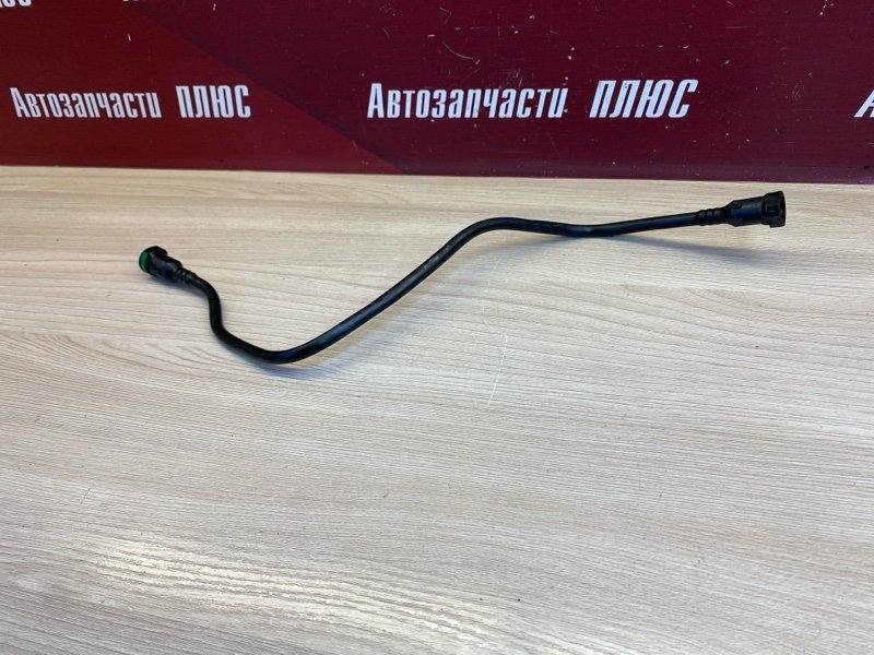 Трубка топливная