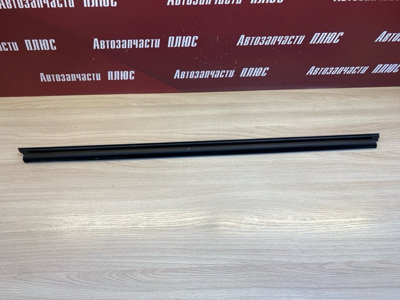 Уплотнитель стекла двери внутренний