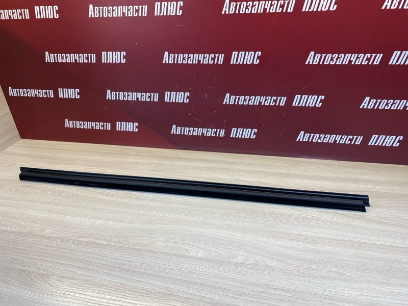 Уплотнитель стекла двери внутренний