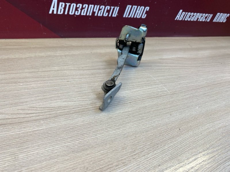 Ограничитель      двери