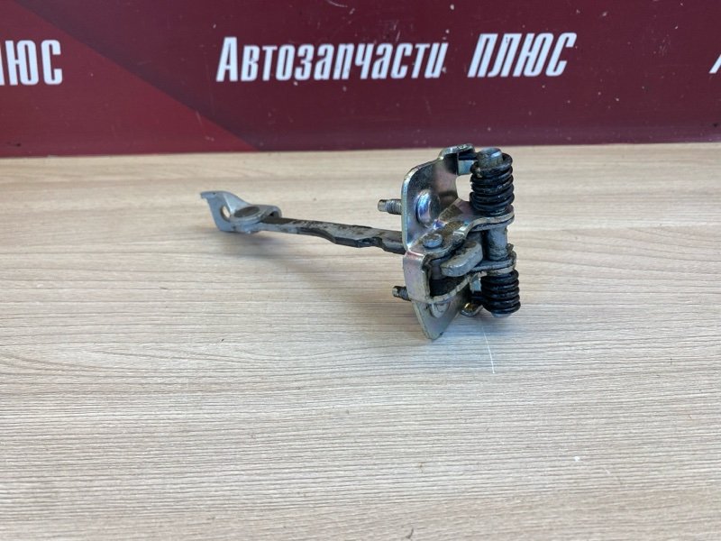 Ограничитель      двери