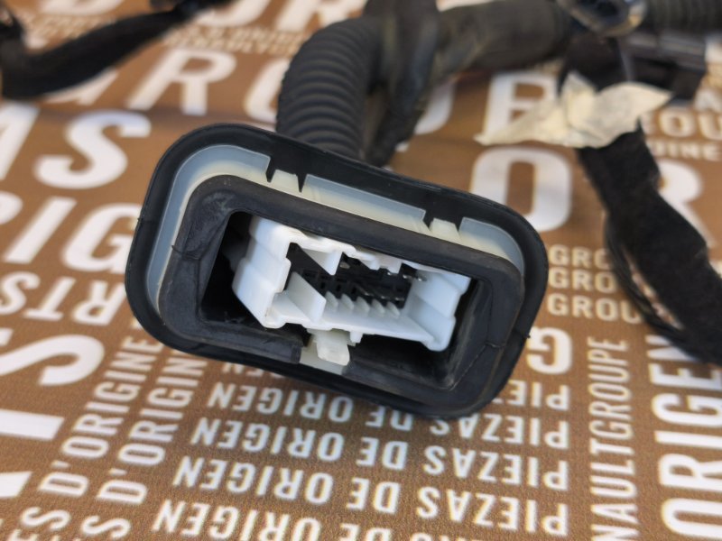 Проводка двери